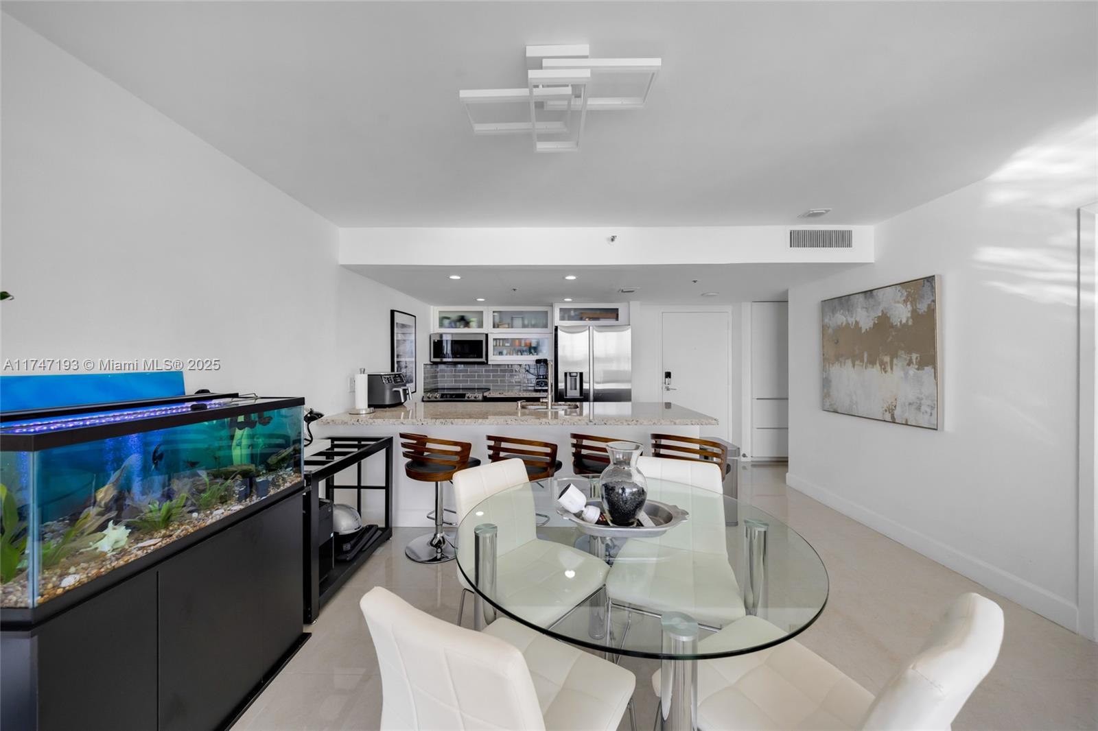 7601 E Treasure Drive #1119, North Bay Village, Florida image 9