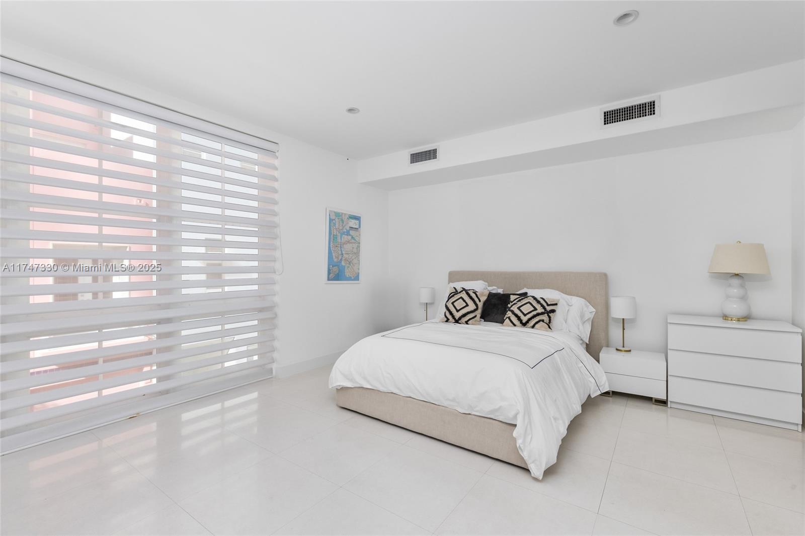 211 Water Way #211, Miami Beach, Florida image 27