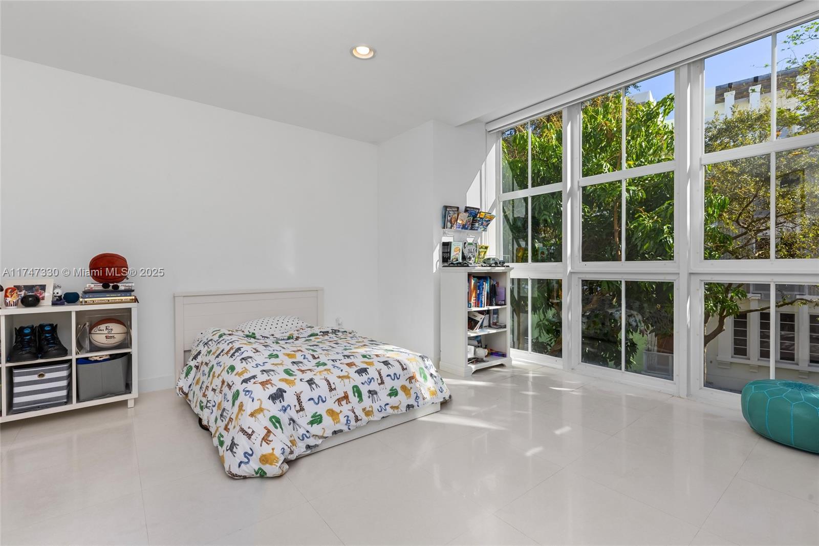 211 Water Way #211, Miami Beach, Florida image 29