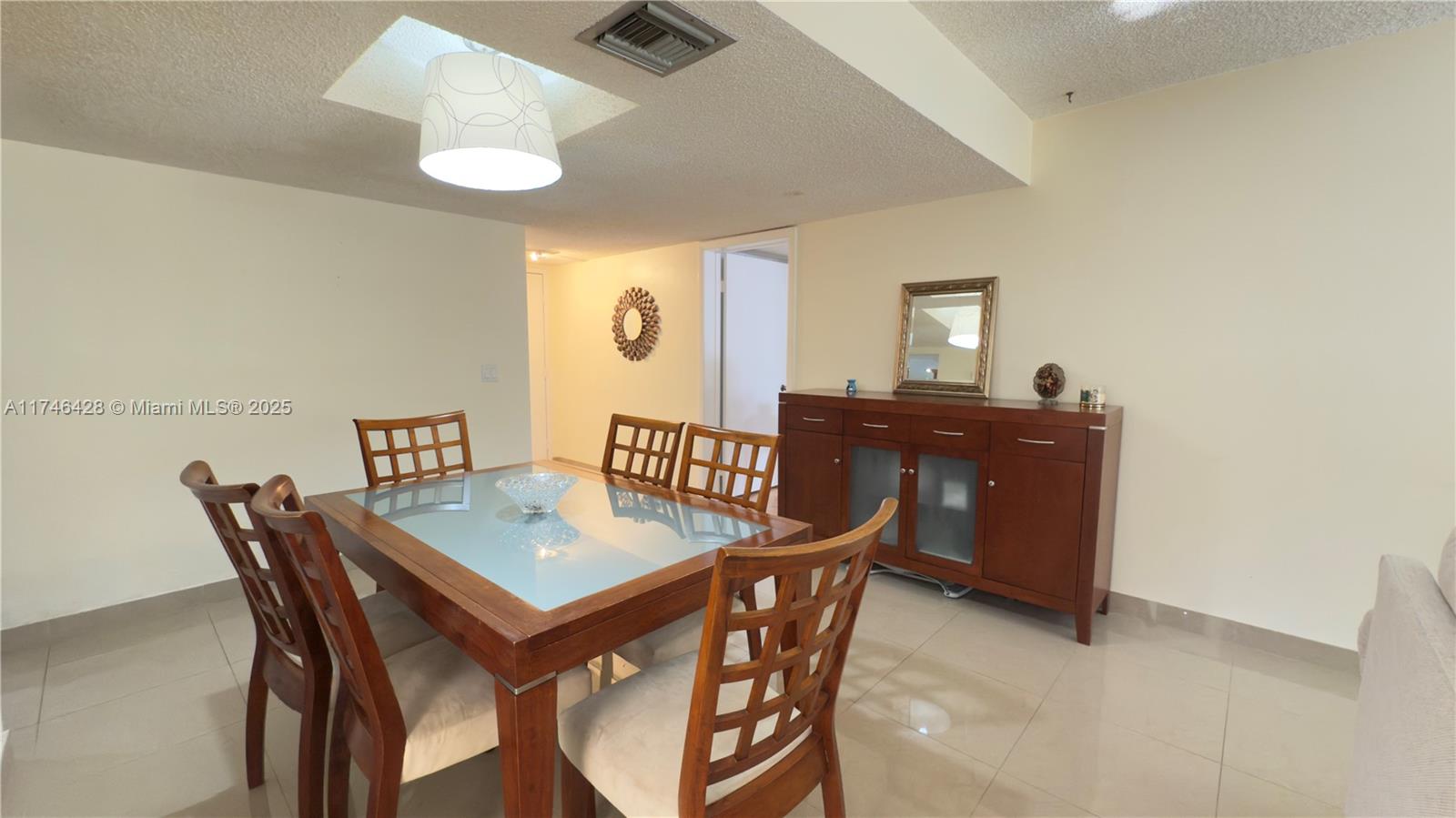 16475 Golf Club Rd #202, Weston, Florida image 5