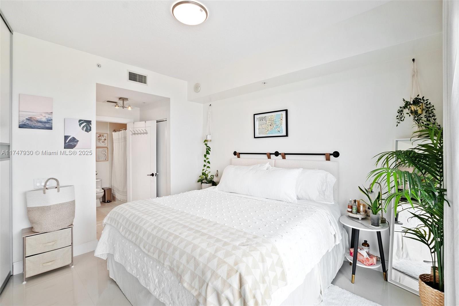 60 SW 13th St #3603, Miami FL 33130