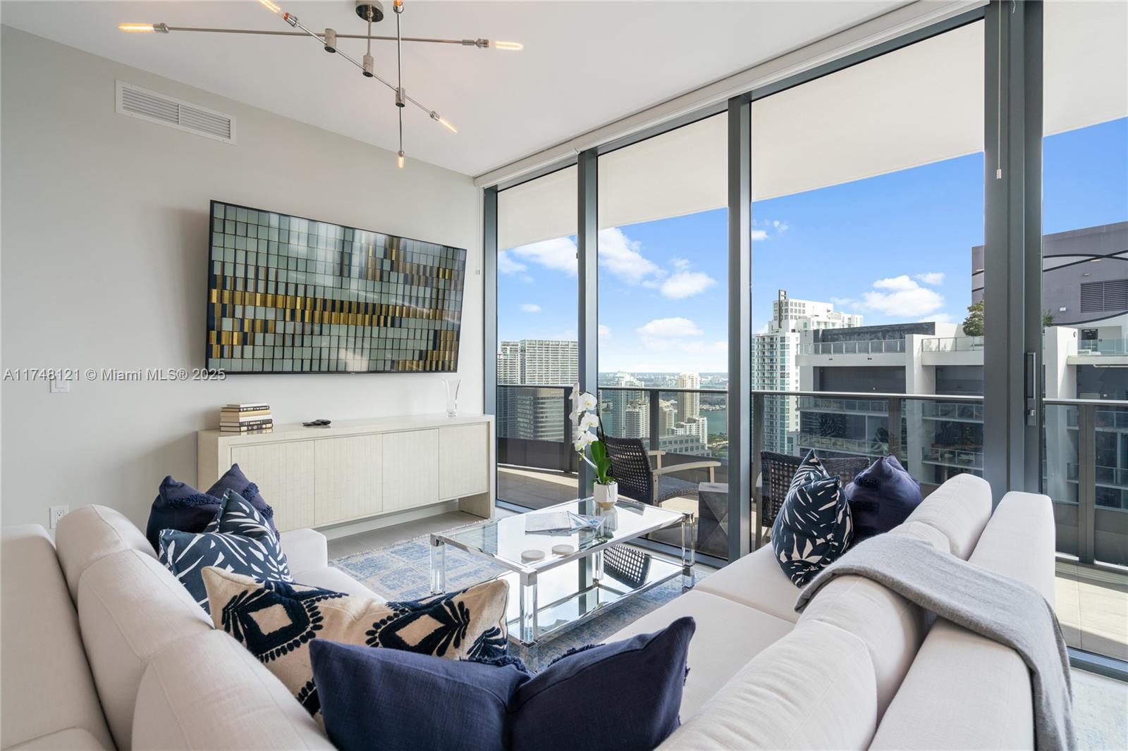 1000 Brickell Plz #PH5005, Miami FL 33131