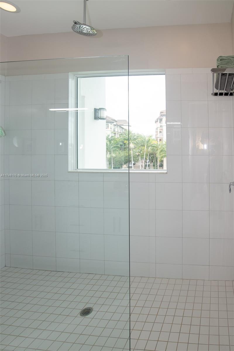 2900 NE 12th Ter #14, Oakland Park, Florida image 41