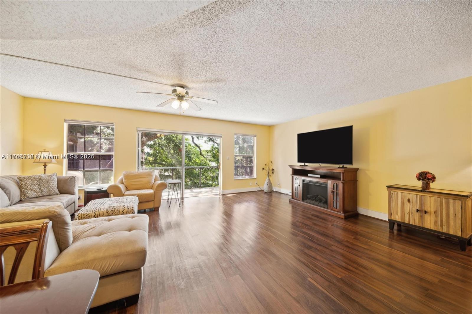 620 Tennis Club Dr #311, Fort Lauderdale, Florida image 17