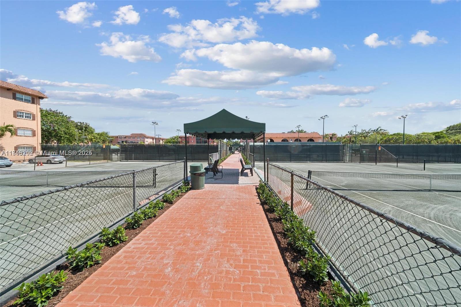 620 Tennis Club Dr #311, Fort Lauderdale, Florida image 35