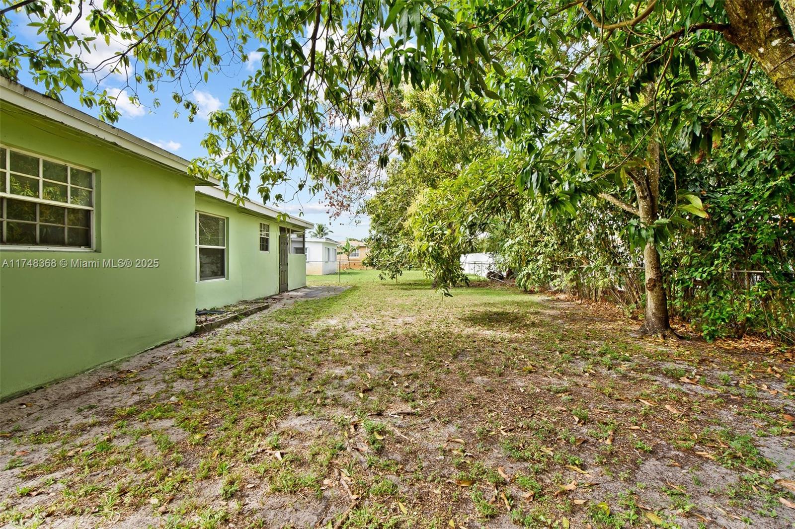 3285 NW 41st St, Lauderdale Lakes, Florida image 13