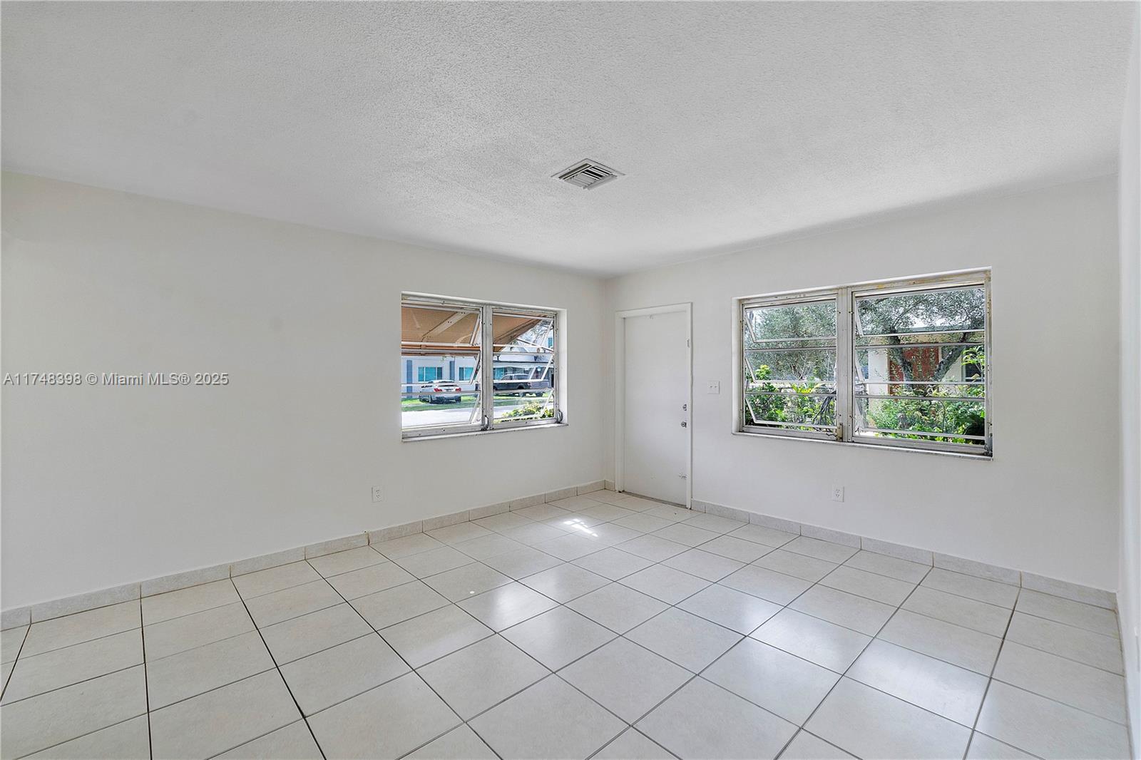 5831 Taylor St, Hollywood, Florida image 17