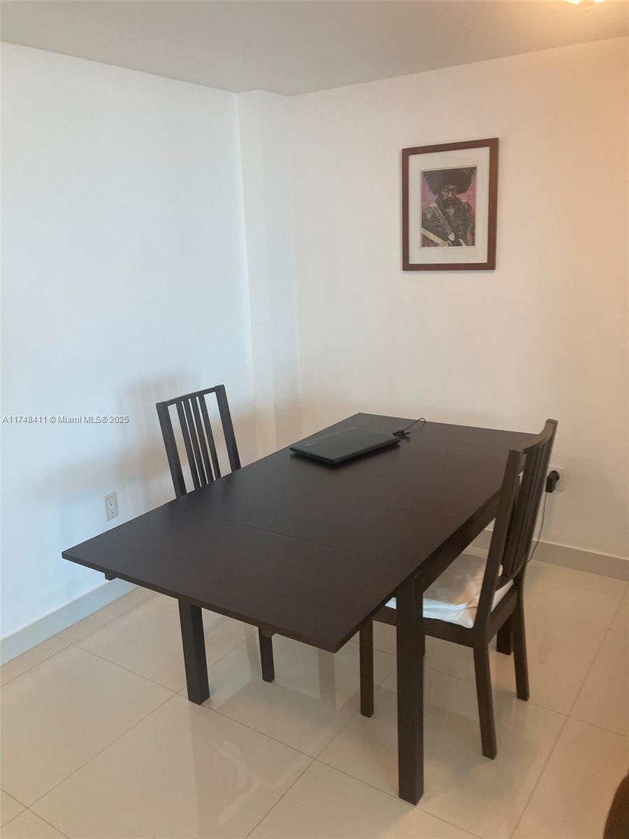 350 S Miami Ave #3907, Miami FL 33130