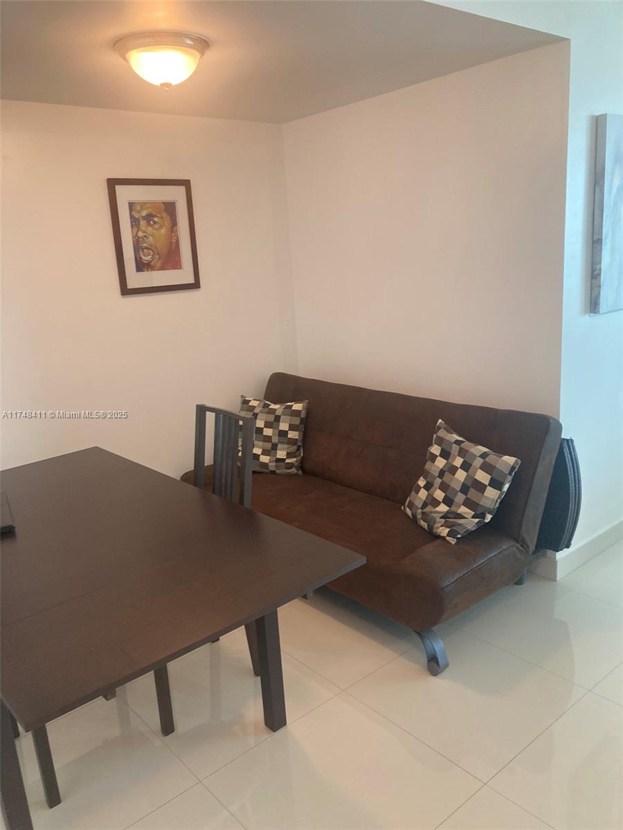 350 S Miami Ave #3907, Miami FL 33130