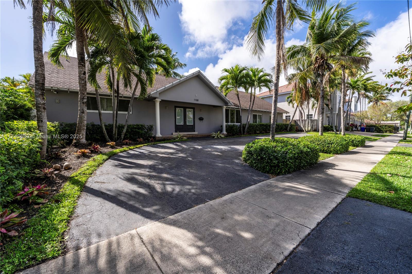 1108 Washington St, Hollywood, Florida image 30