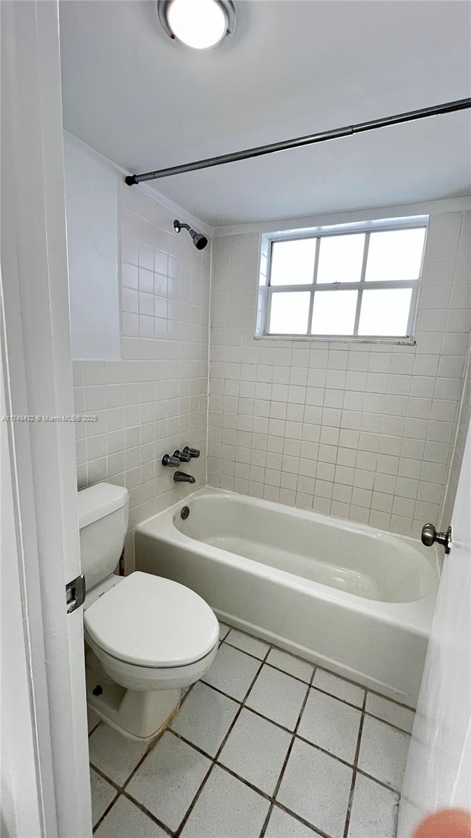 1754 Meridian Ave #302, Miami Beach, Florida image 15