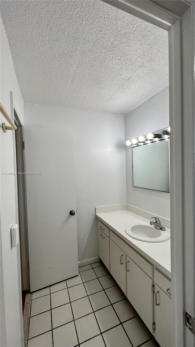 1754 Meridian Ave #302, Miami Beach, Florida image 16