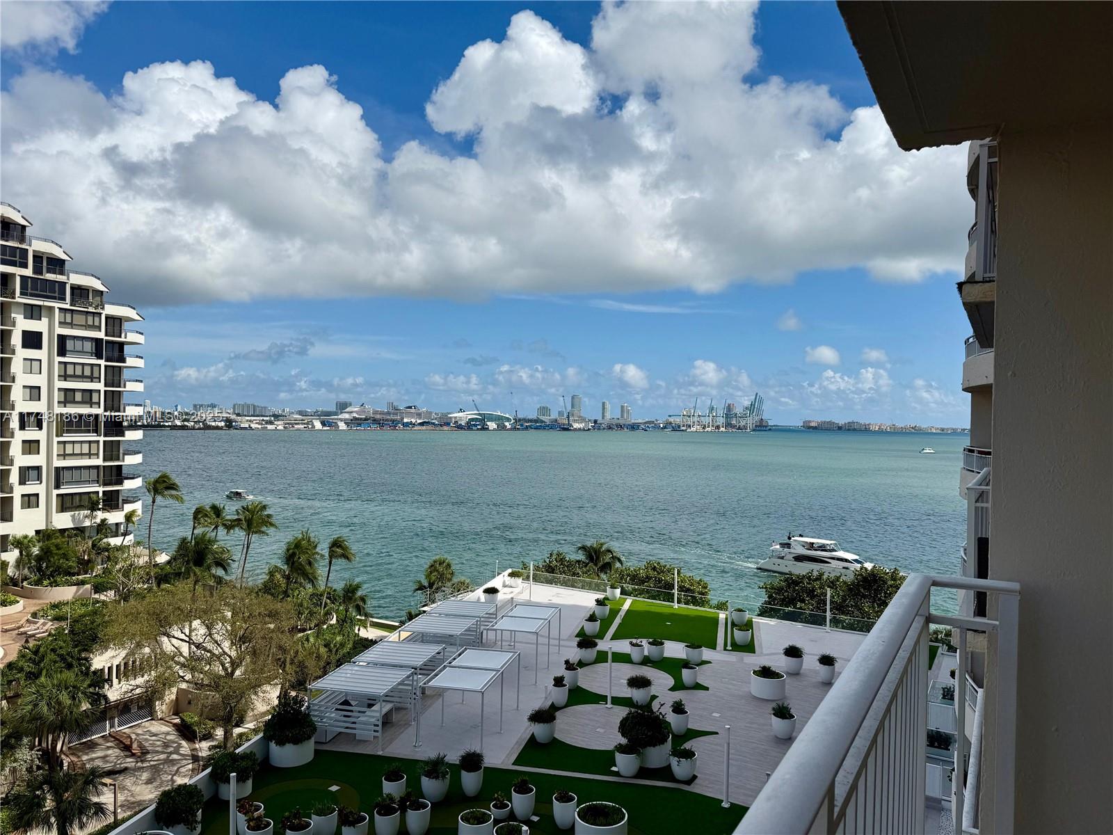 770 Claughton Island Dr #903, Miami FL 33131