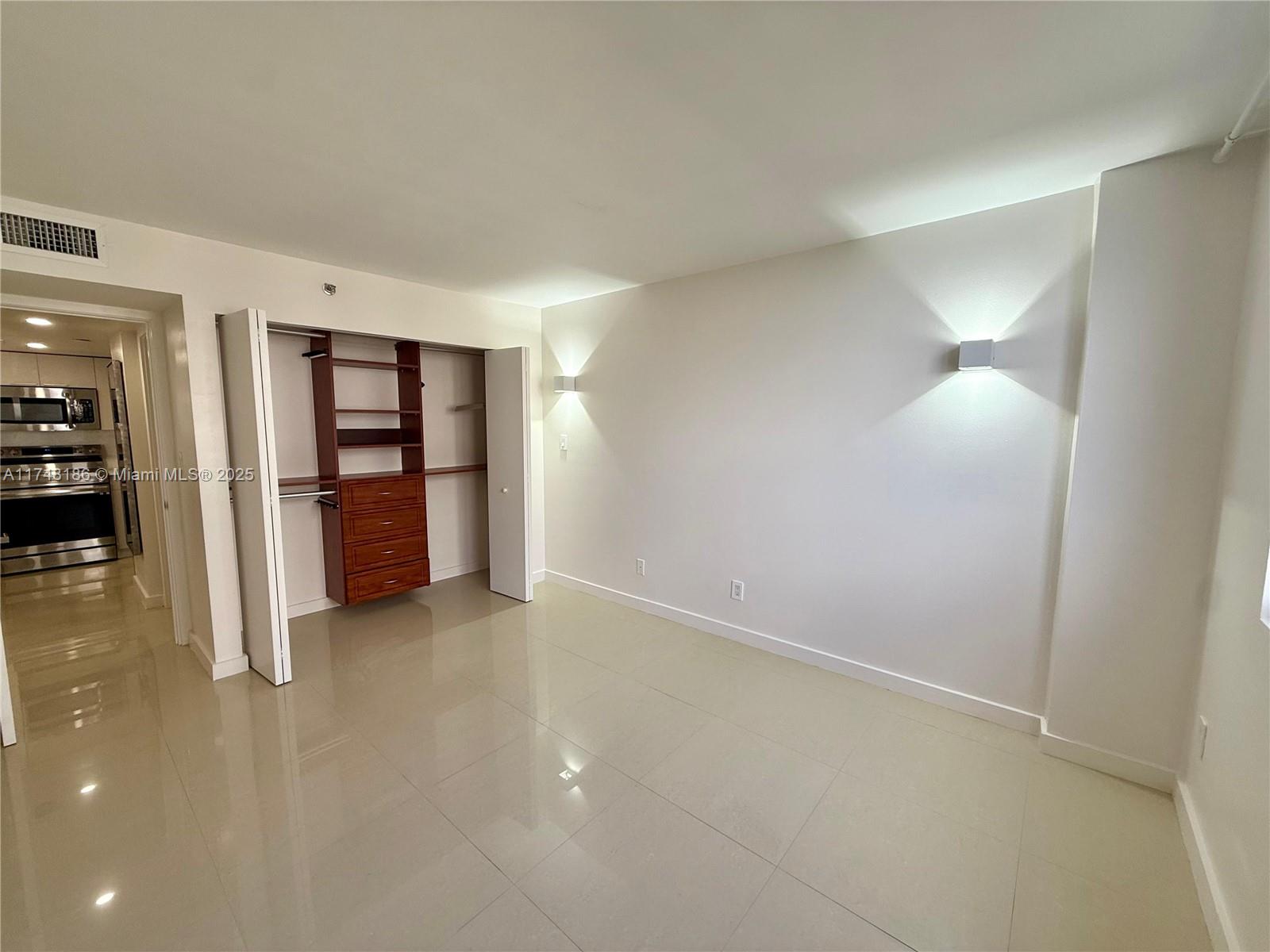 770 Claughton Island Dr #903, Miami FL 33131