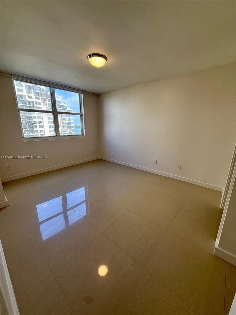 770 Claughton Island Dr #903, Miami FL 33131