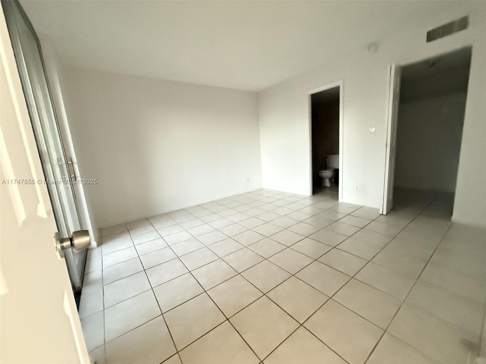 2903 N Miami Beach Blvd #204, North Miami Beach, Florida image 12