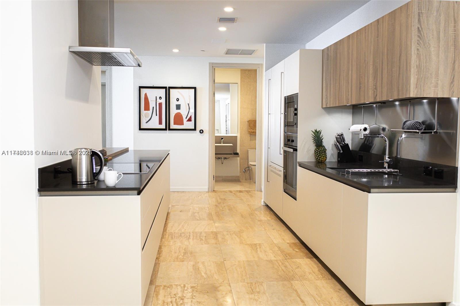 1000 Brickell Plz #PH5503, Miami FL 33131