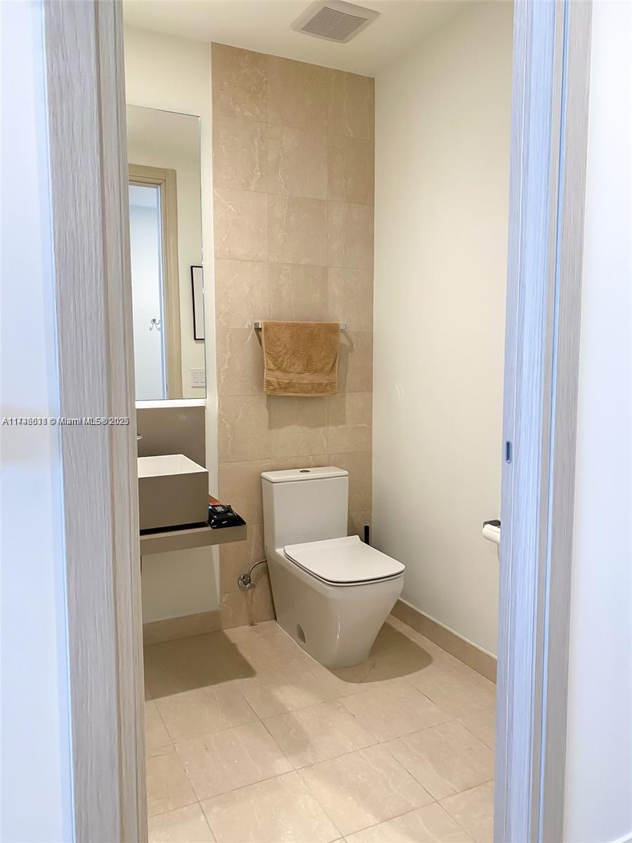 1000 Brickell Plz #PH5503, Miami FL 33131