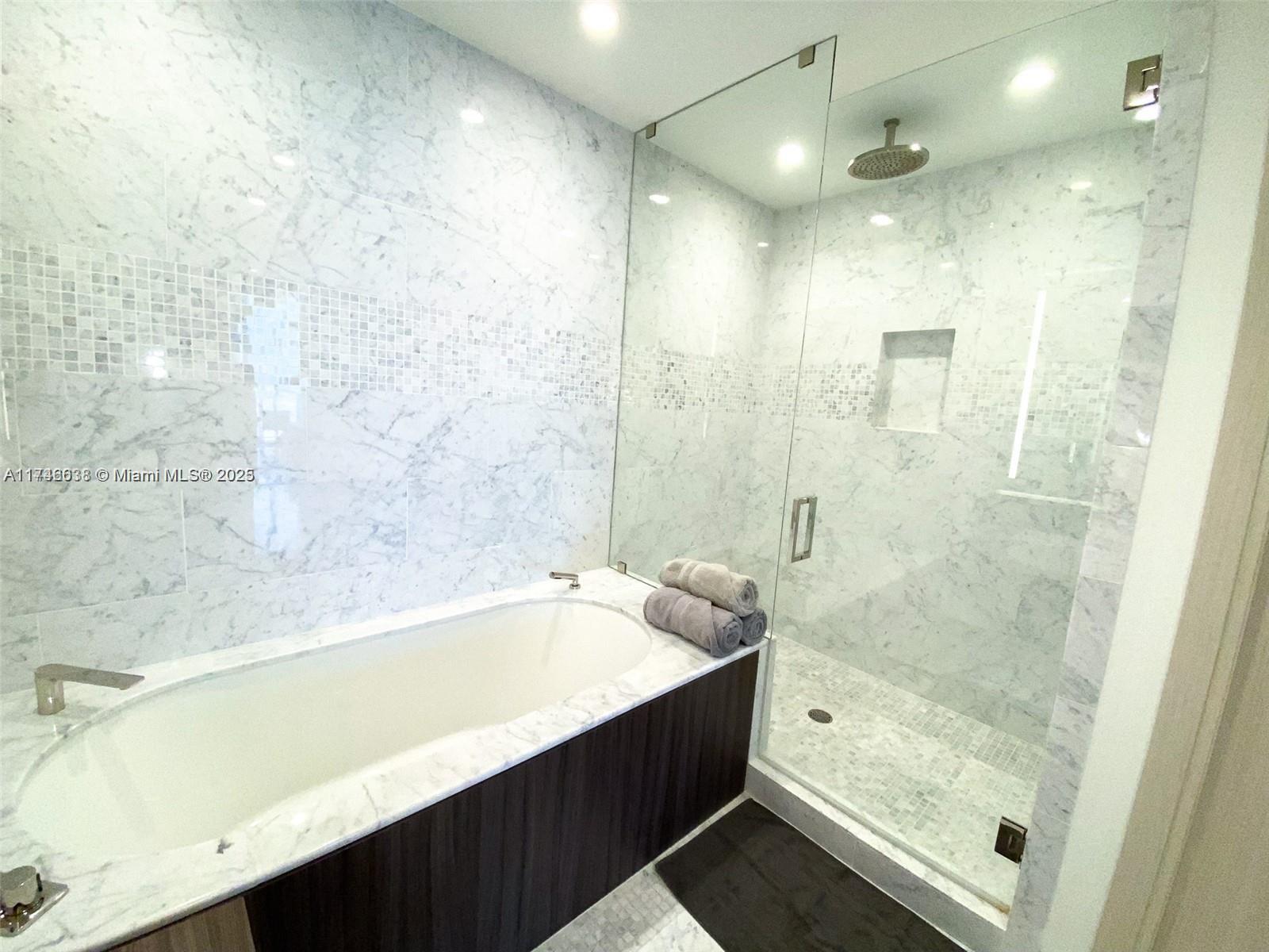 1000 Brickell Plz #PH5503, Miami FL 33131