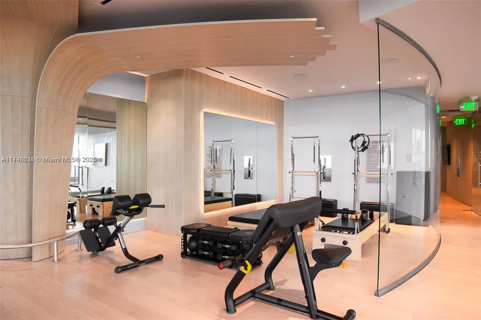 1000 Brickell Plz #PH5503, Miami FL 33131