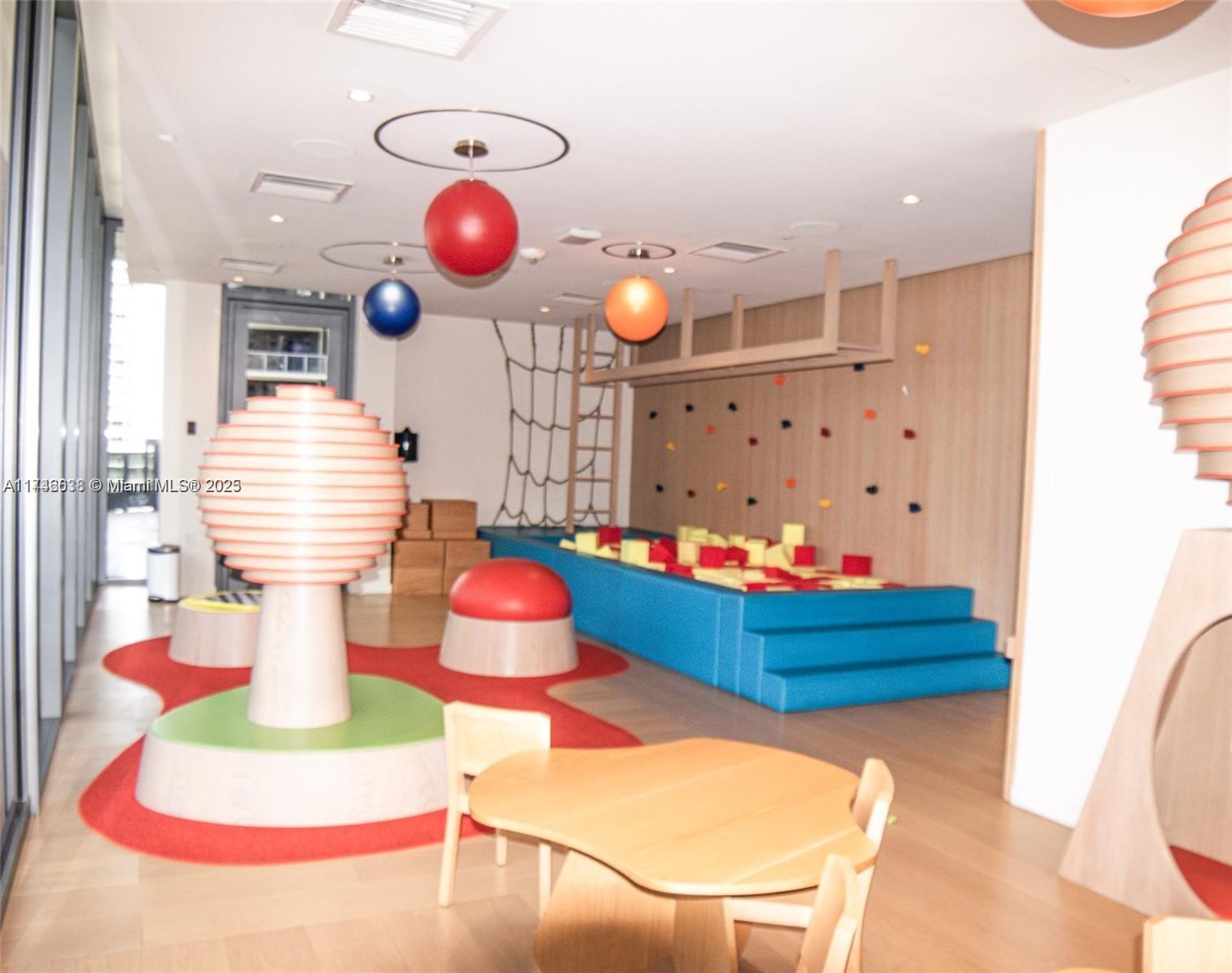 1000 Brickell Plz #PH5503, Miami FL 33131