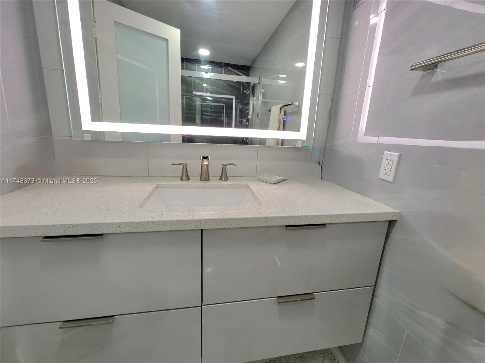 3505 S Ocean Dr #901, Hollywood, Florida image 18