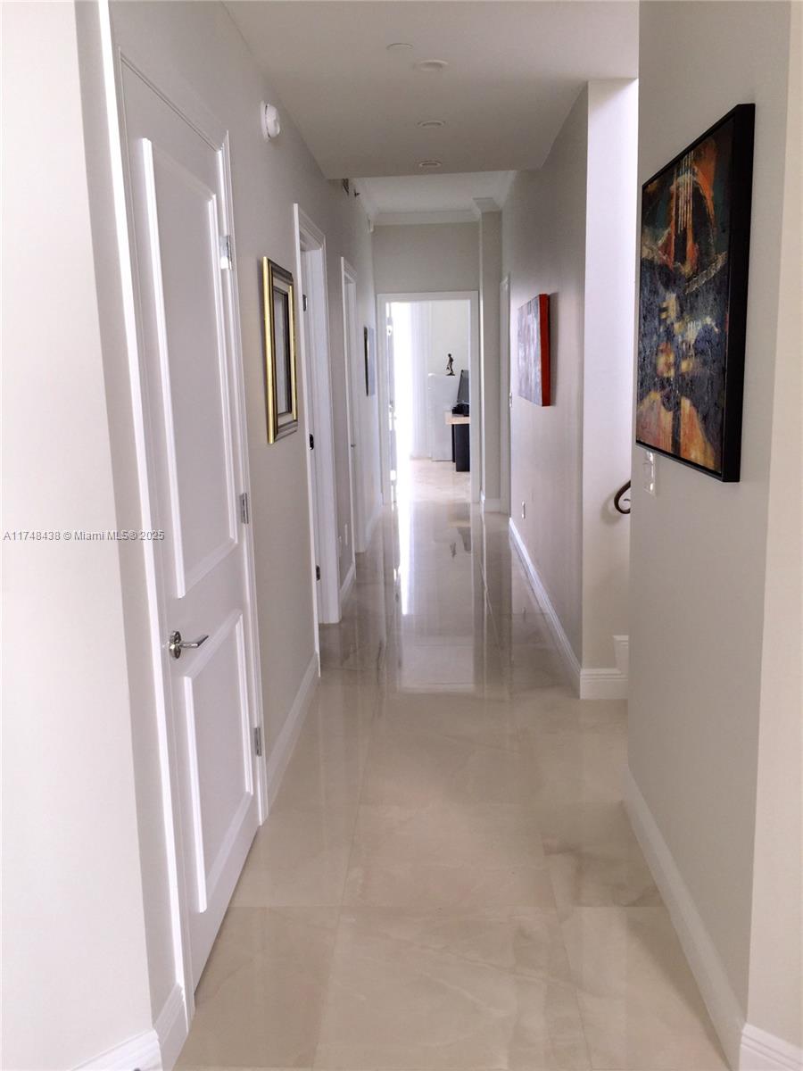 791 Crandon Blvd #PH2, Key Biscayne FL 33149