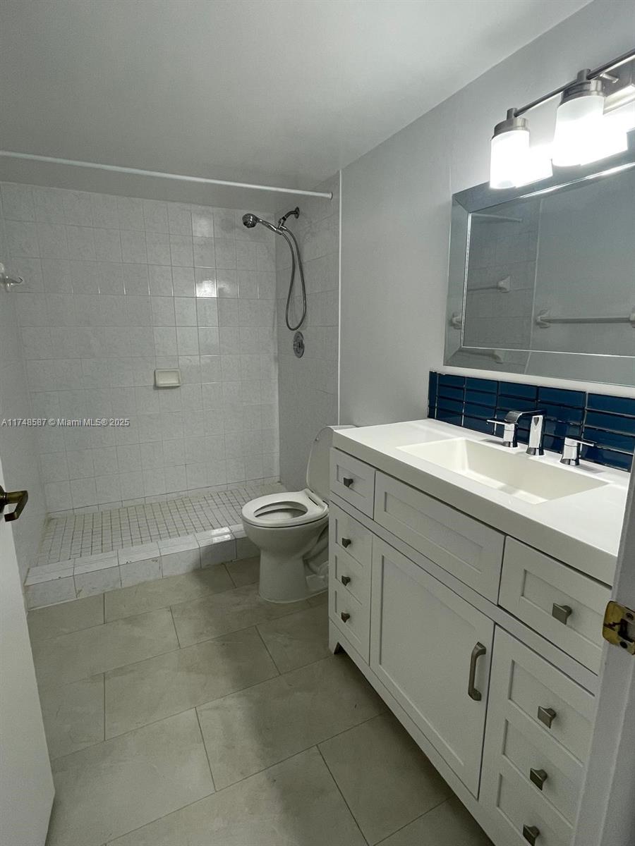 1688 West Ave #706, Miami Beach, Florida image 13