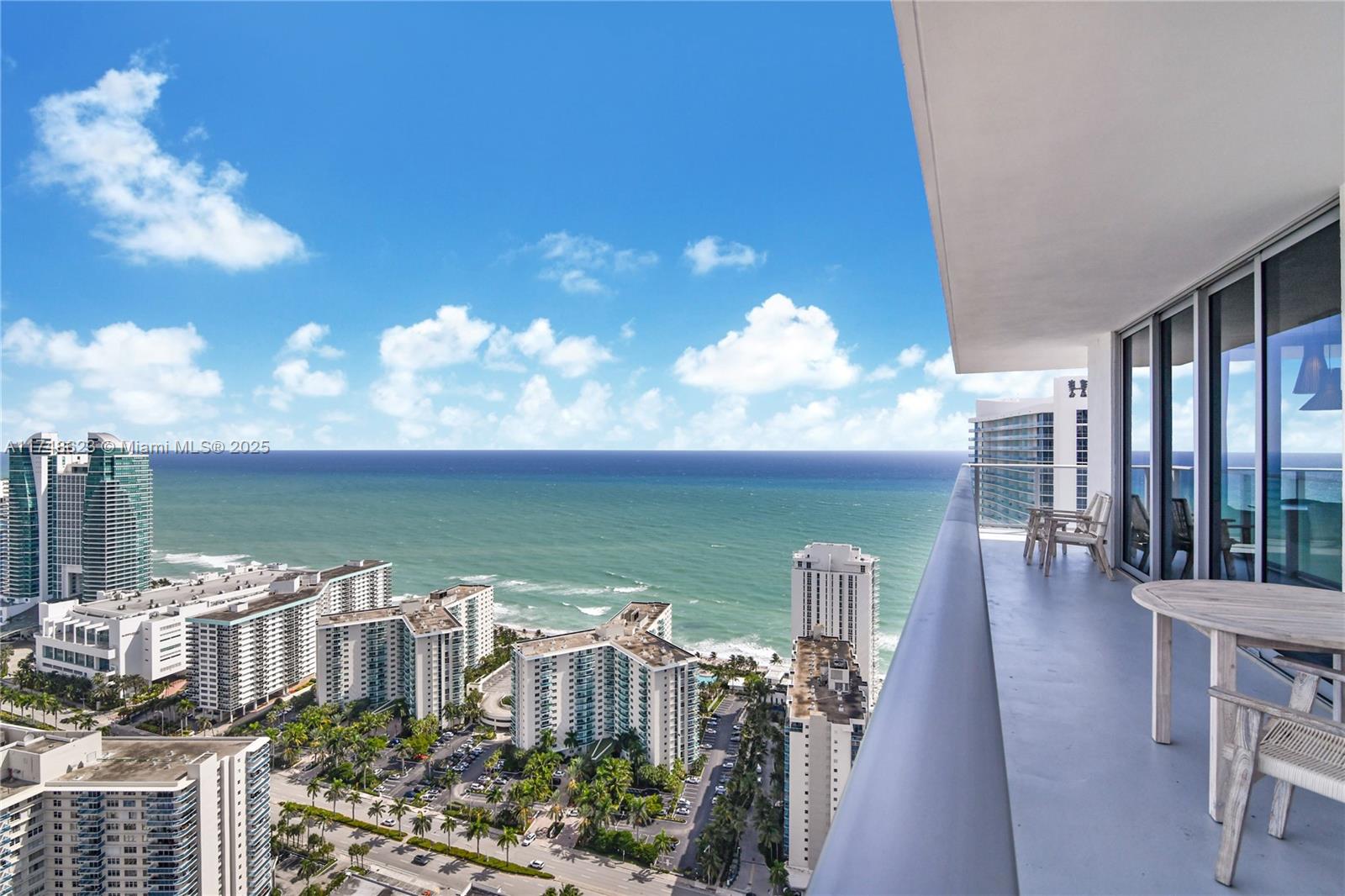 Residential, Hollywood, Florida image 13