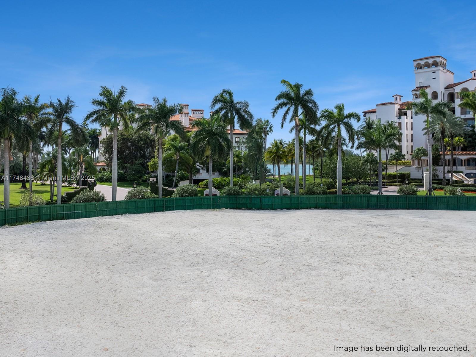 1009 Links Dr, Miami Beach, Florida image 4