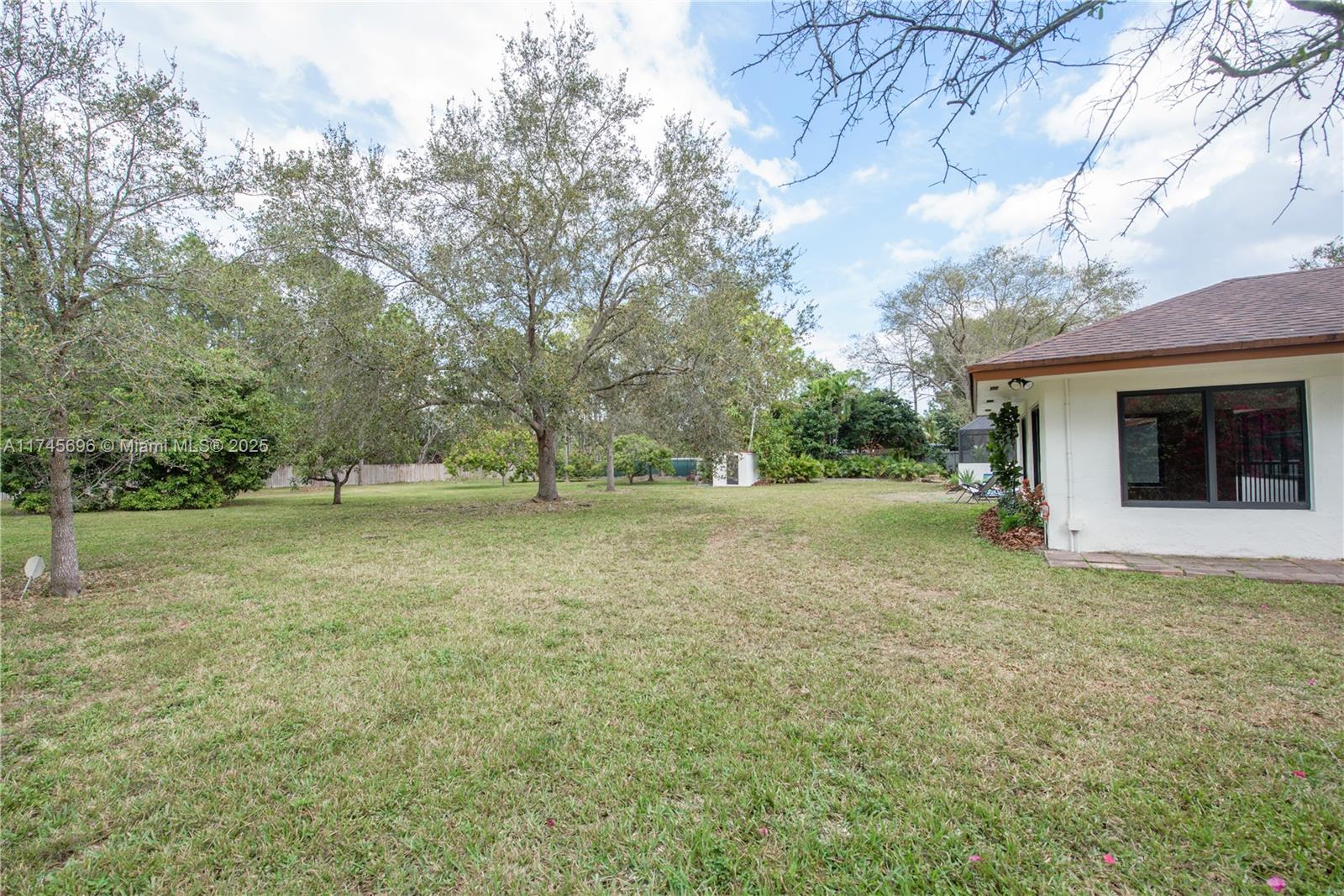 19425 SW 334th St, Homestead, Florida image 32