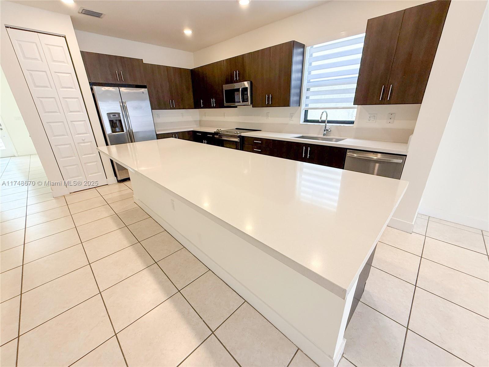 15835 NW 91st Ct #15835, Miami Lakes, Florida image 14