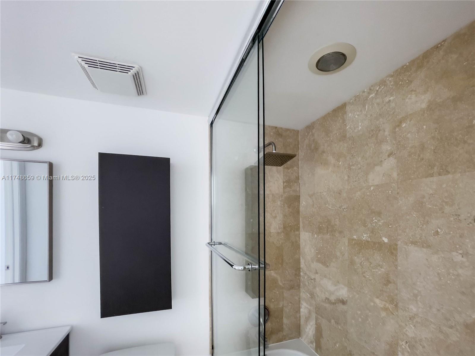 350 S Miami Ave #3910, Miami FL 33130