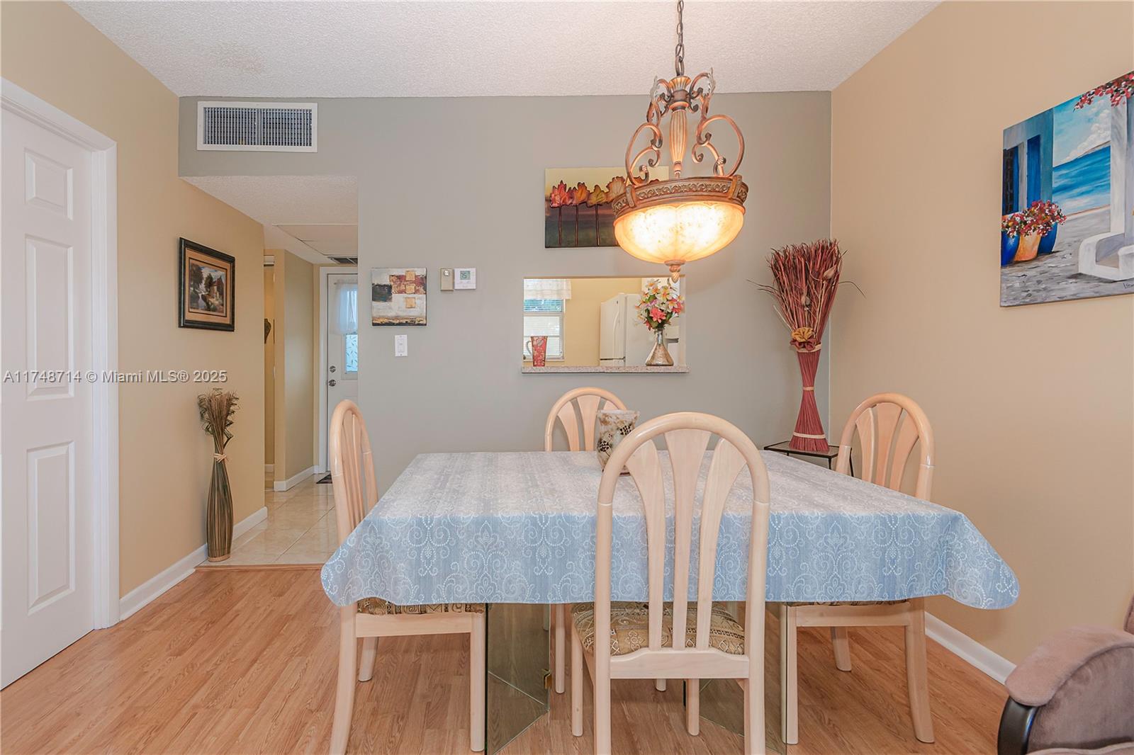 Residential, Lauderdale Lakes, Florida image 5