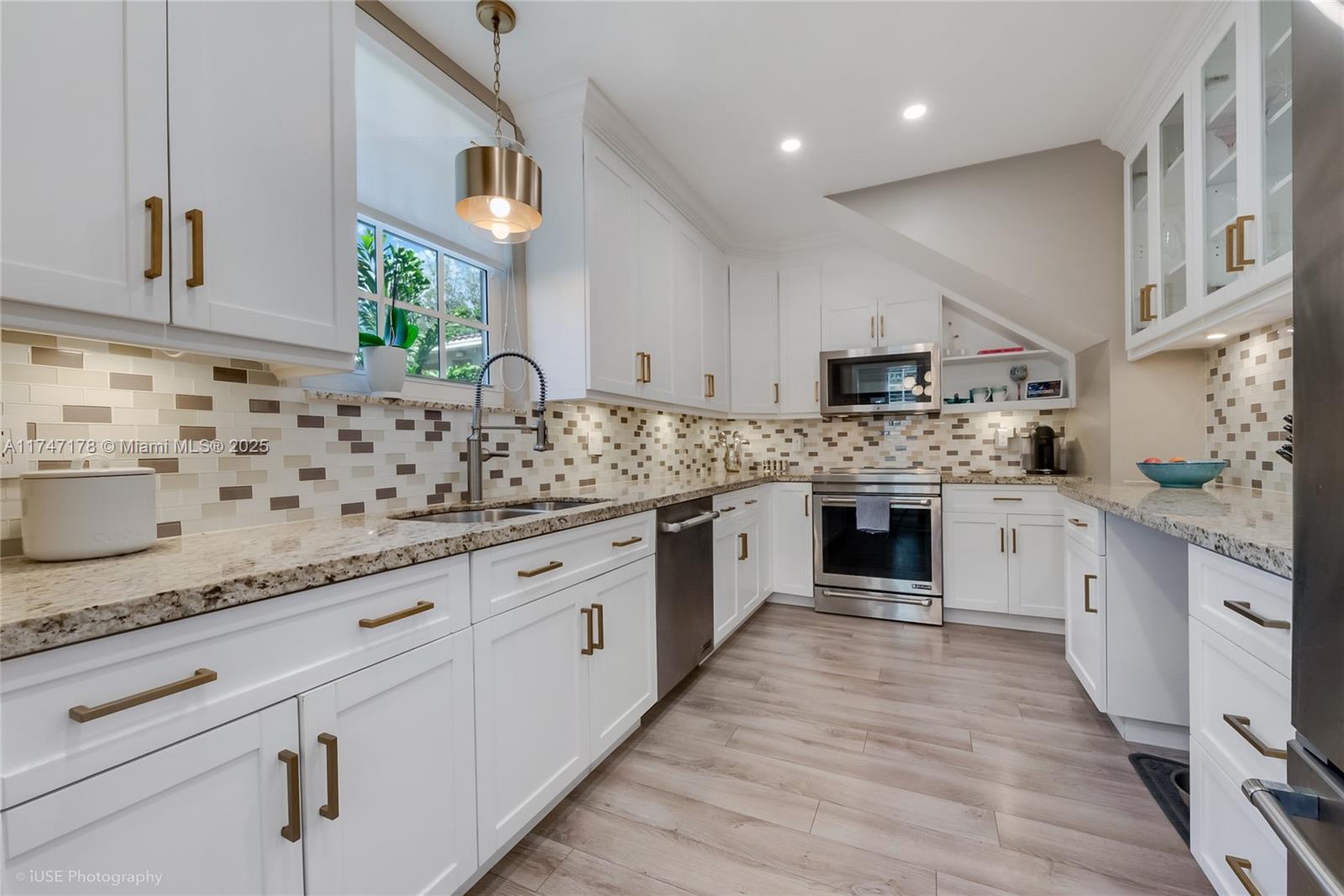 111 Edgewater Dr #1A, Coral Gables, Florida image 9