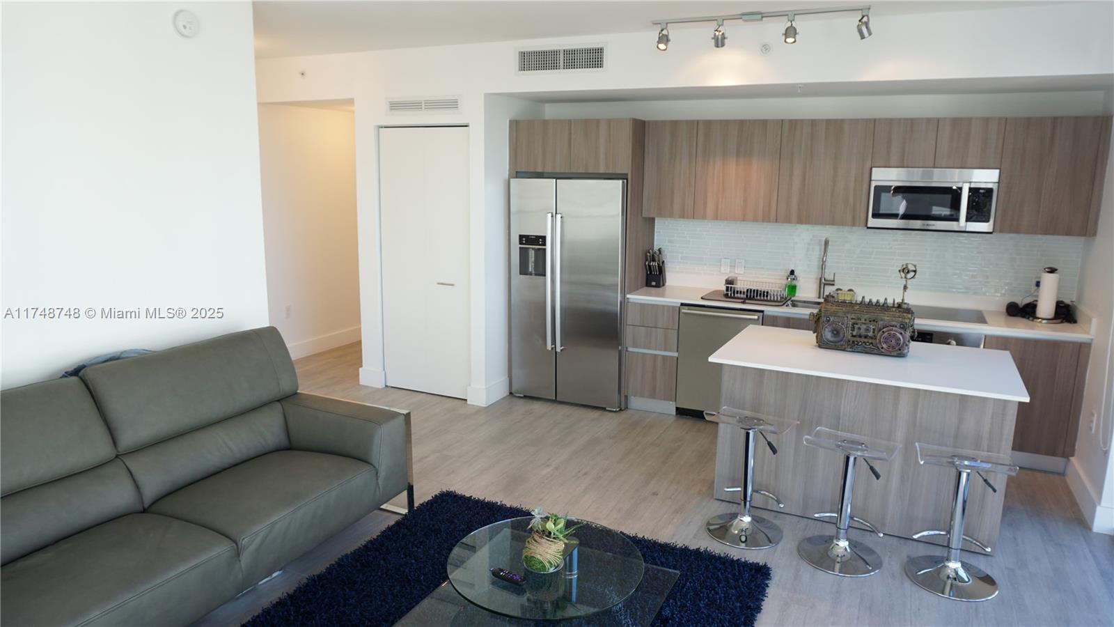 201 SW 17th Rd #706, Miami FL 33129