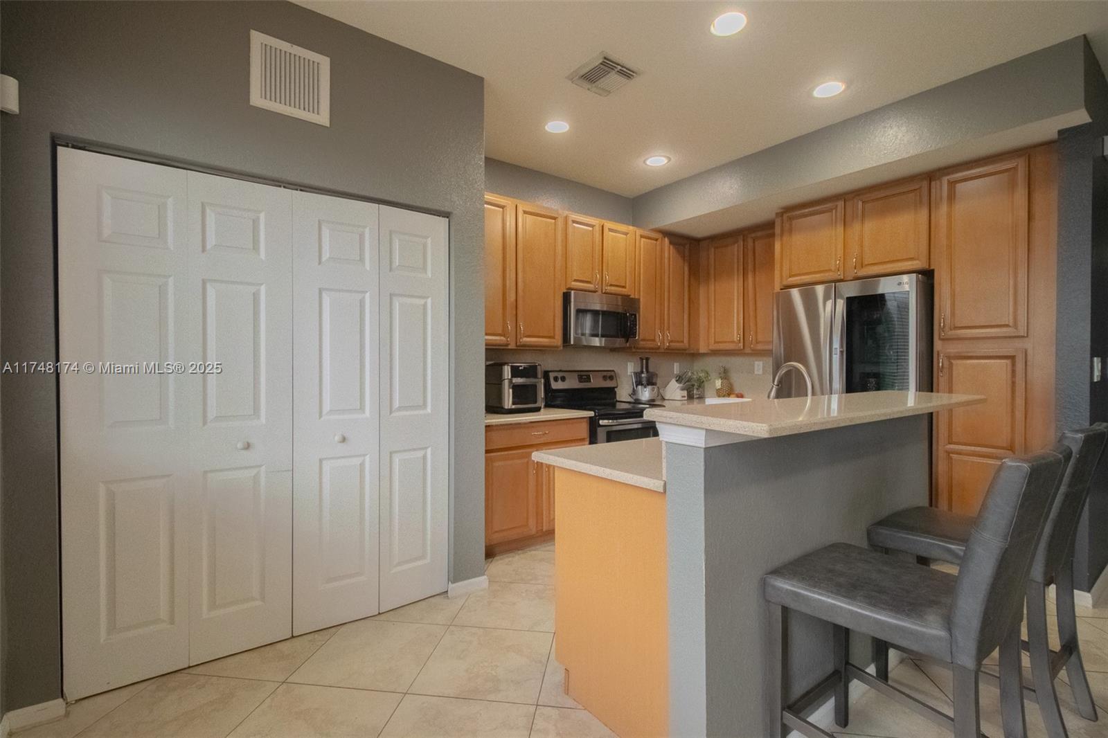 21119 NW 14th Pl #437, Miami Gardens, Florida image 14