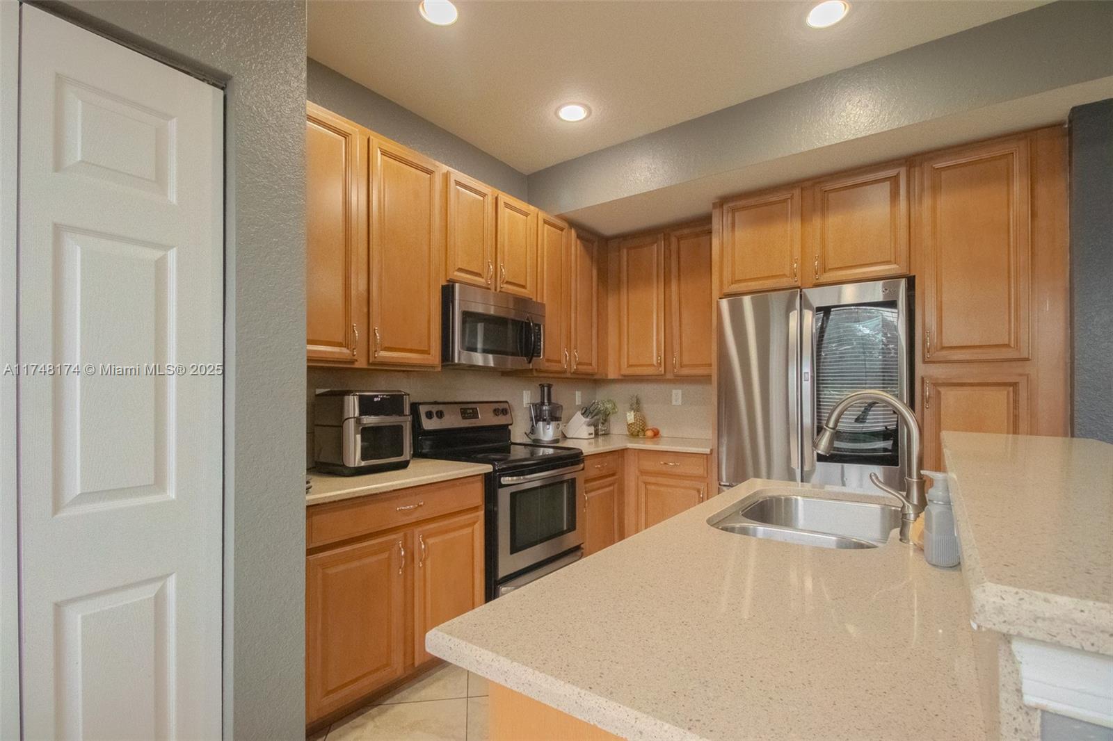 21119 NW 14th Pl #437, Miami Gardens, Florida image 16
