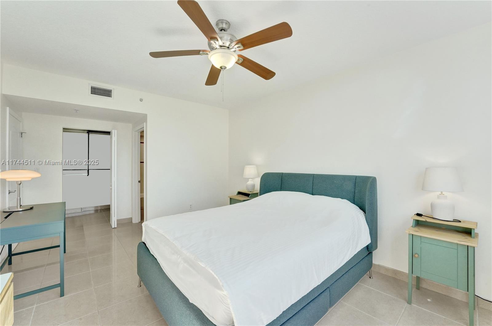 110 Washington Ave #1513, Miami Beach, Florida image 25