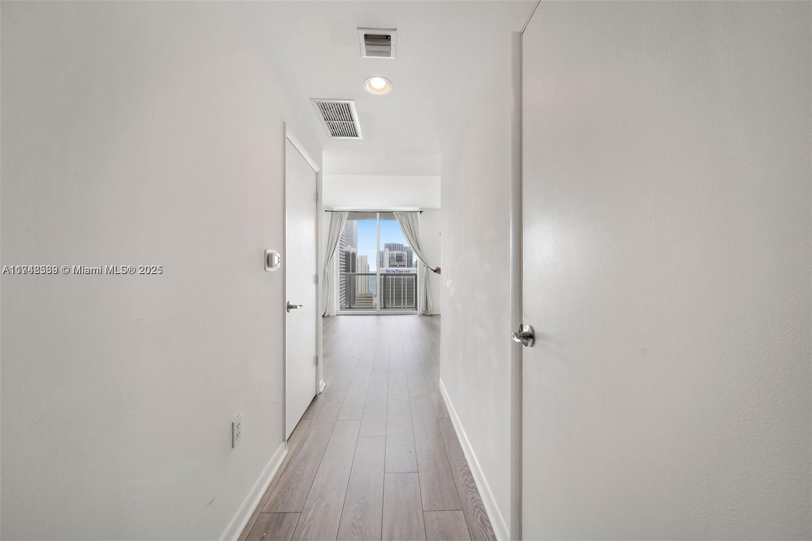 244 Biscayne Blvd #3607, Miami FL 33132