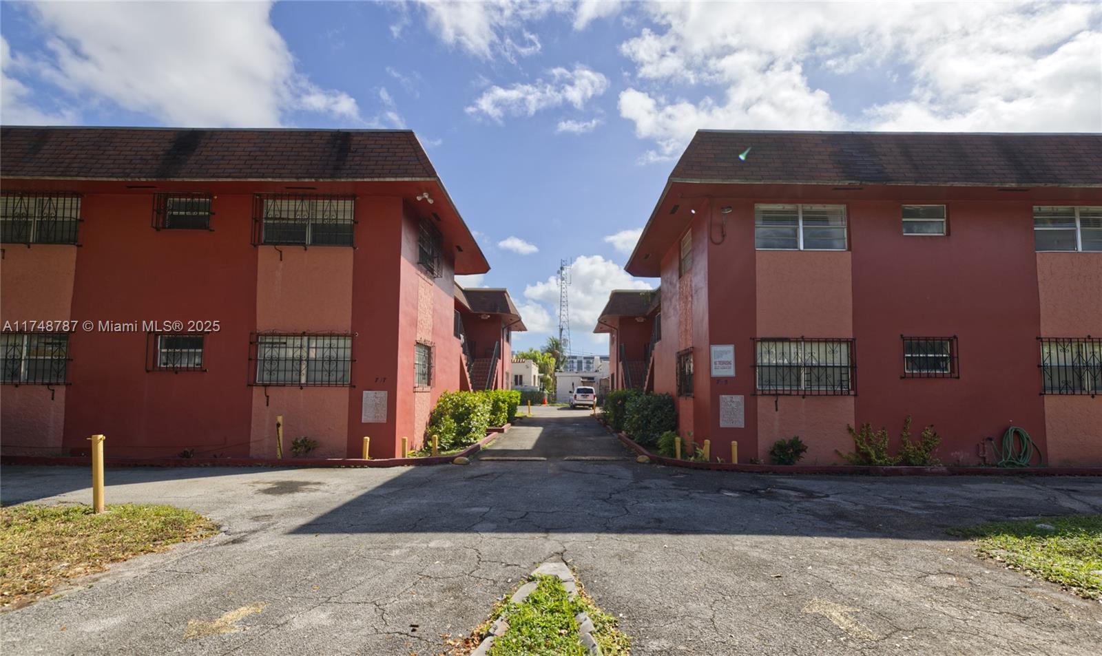 Listing Photo 14