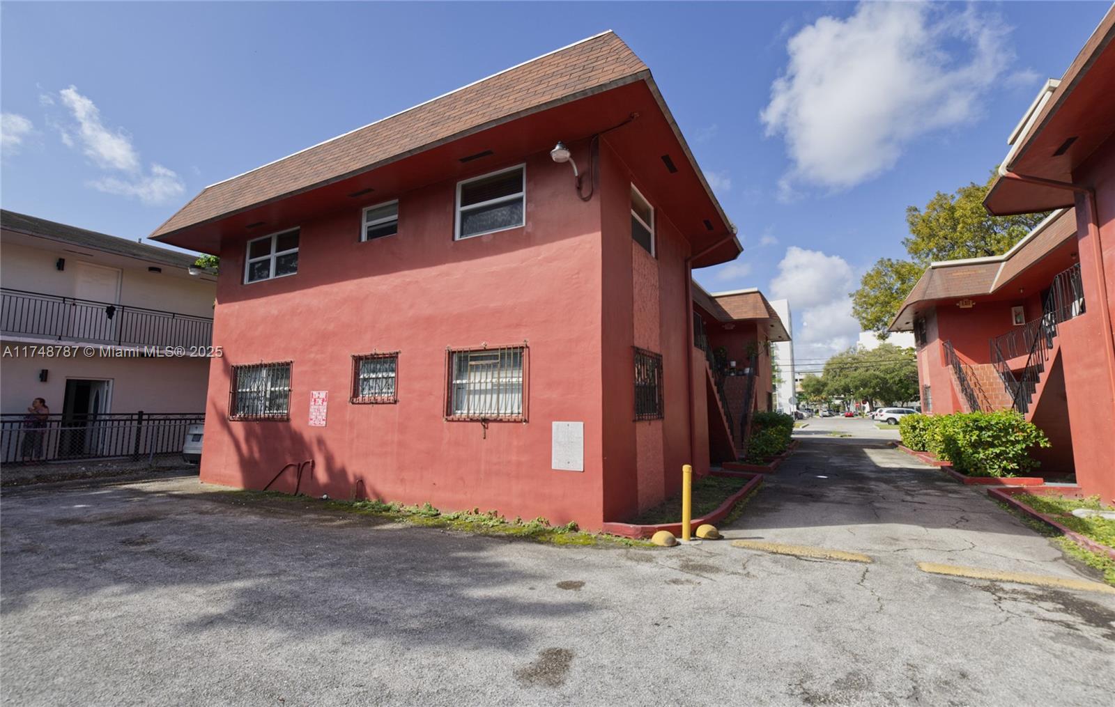 Listing Photo 18
