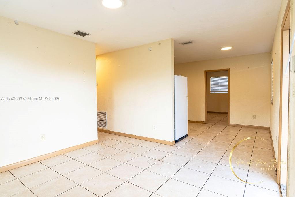 175 NW 12th Ave, South Bay, Florida image 5