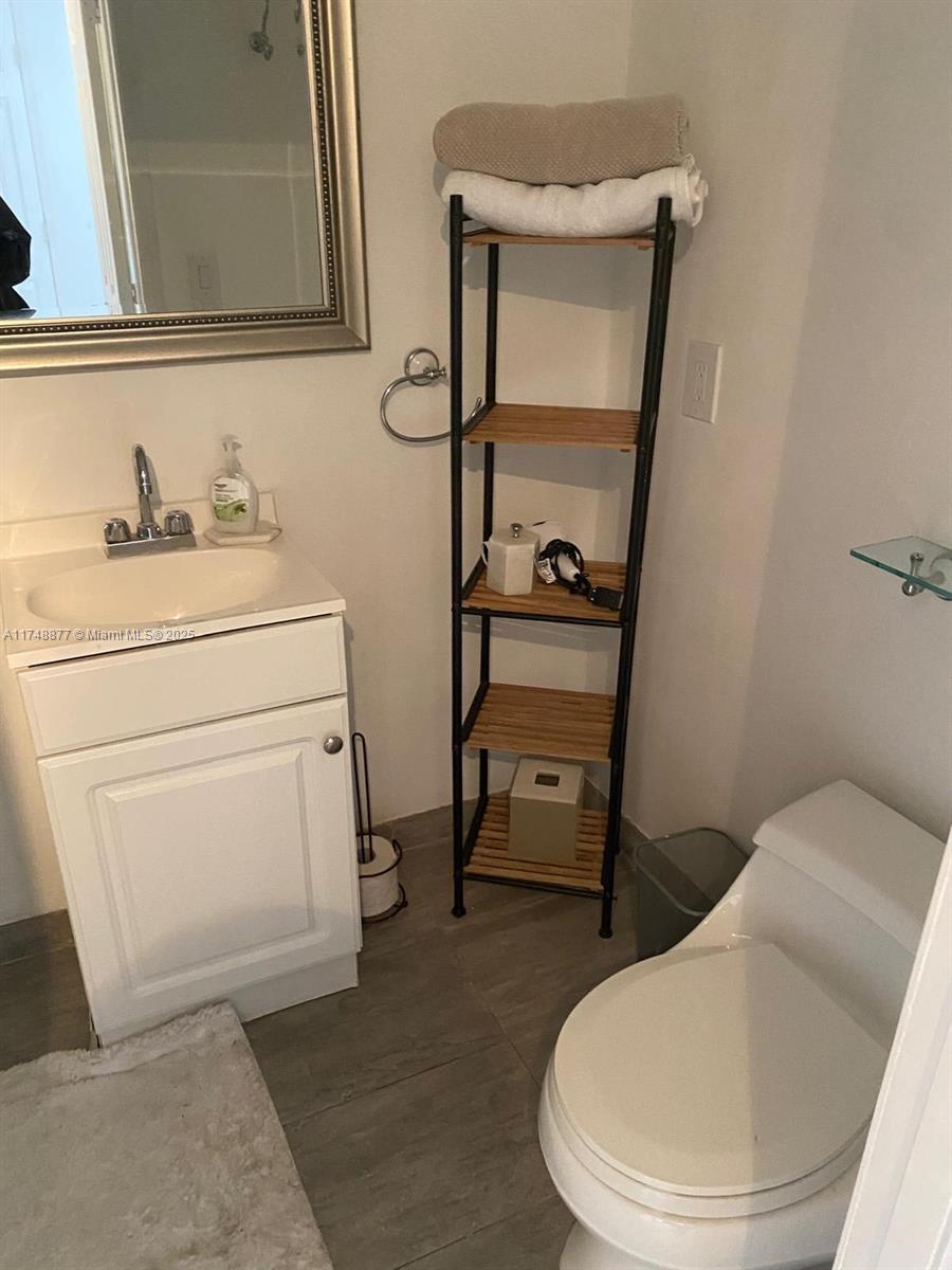 2750 NE 183rd St #801, Aventura, Florida image 7