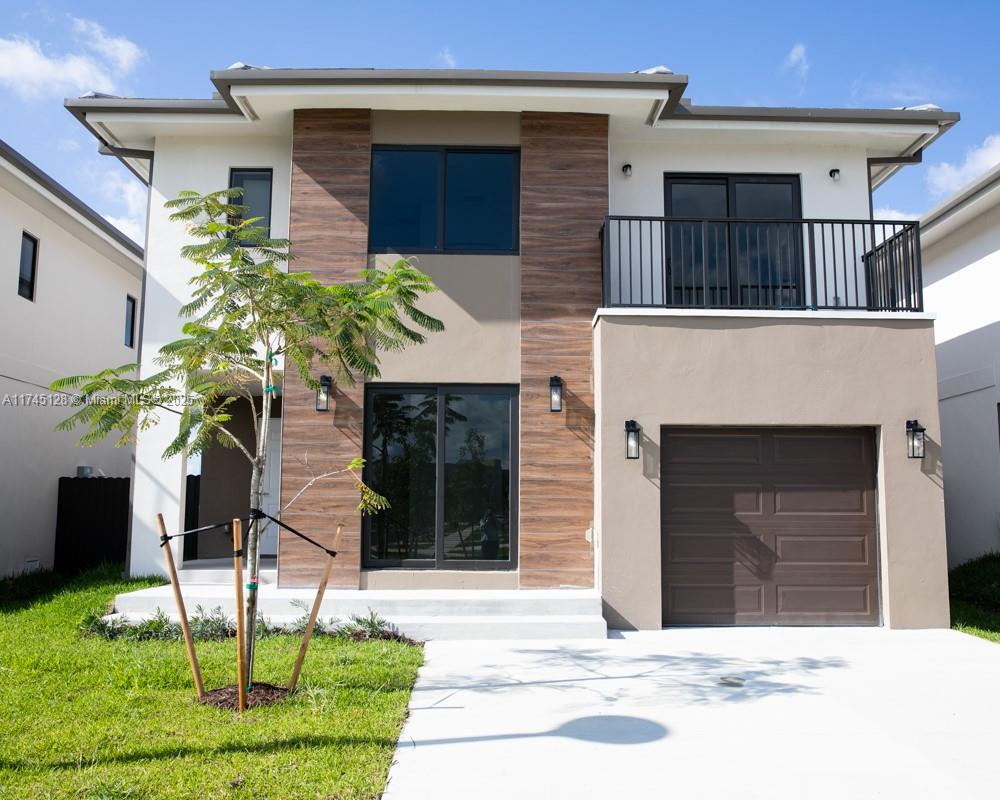 House for Sale in Florida City, FL