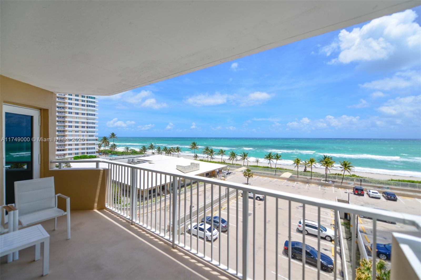 Apartamento para Alugar em Hallandale Beach, FL