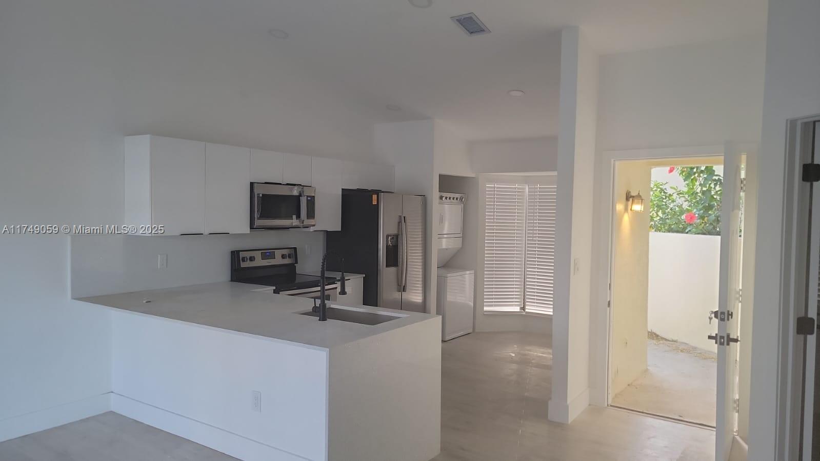 3311 San Remo Cir #3311, Homestead, Florida image 2