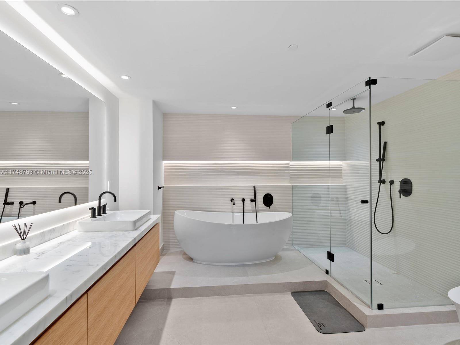 495 Brickell Ave #2305, Miami FL 33131