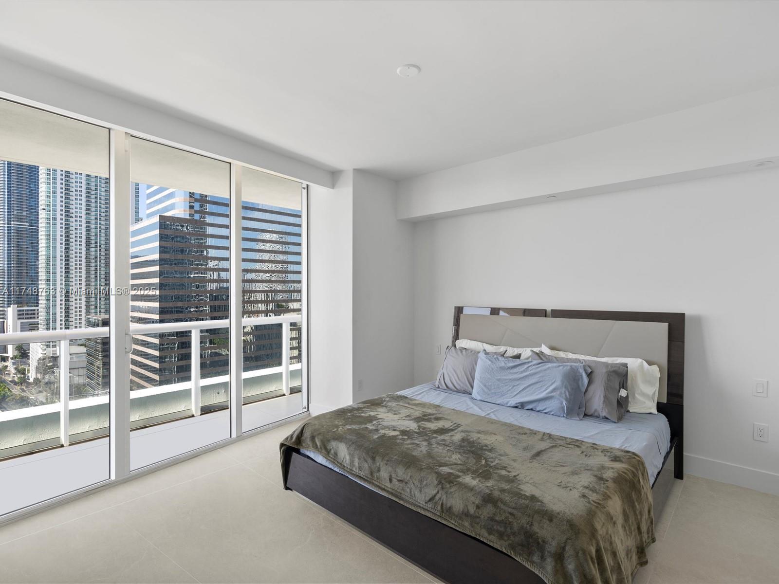 495 Brickell Ave #2305, Miami FL 33131