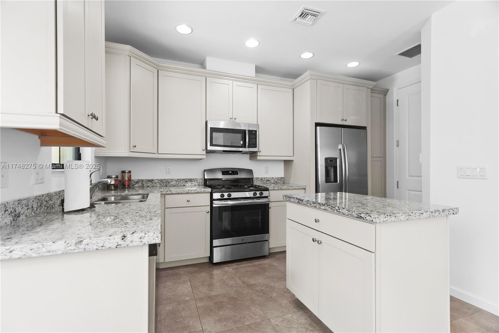2959 NW 124th Way #2959, Sunrise, Florida image 6